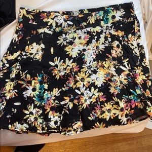 Wetseal medium flower printed skirt